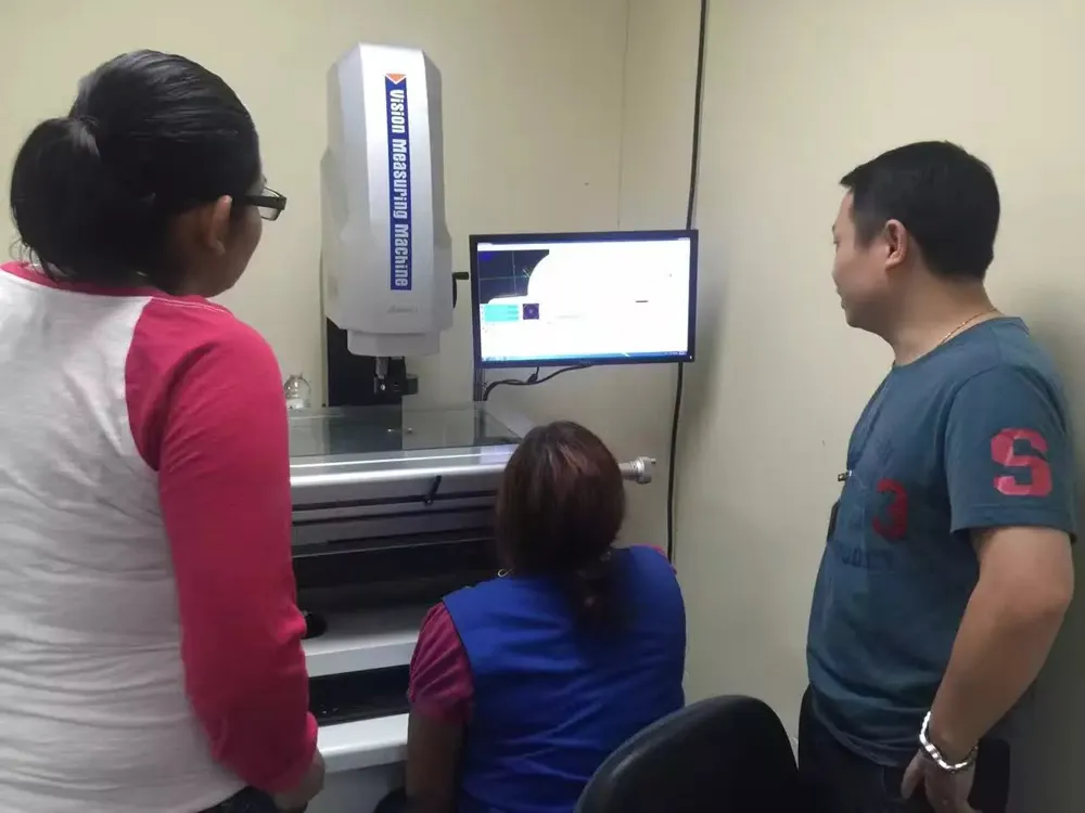 Qual é o erro de indicação e repetibilidade Da máquina de medição Da visão?